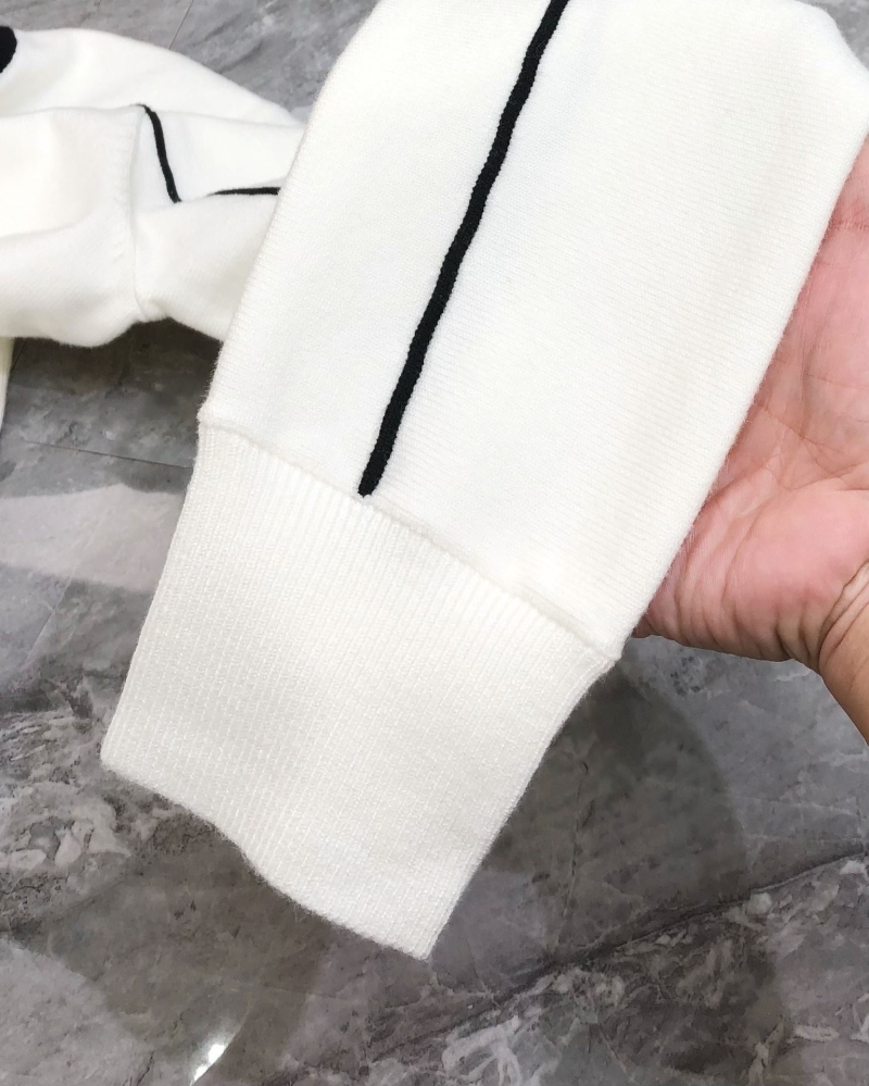 chr1st1an D10r sweaters